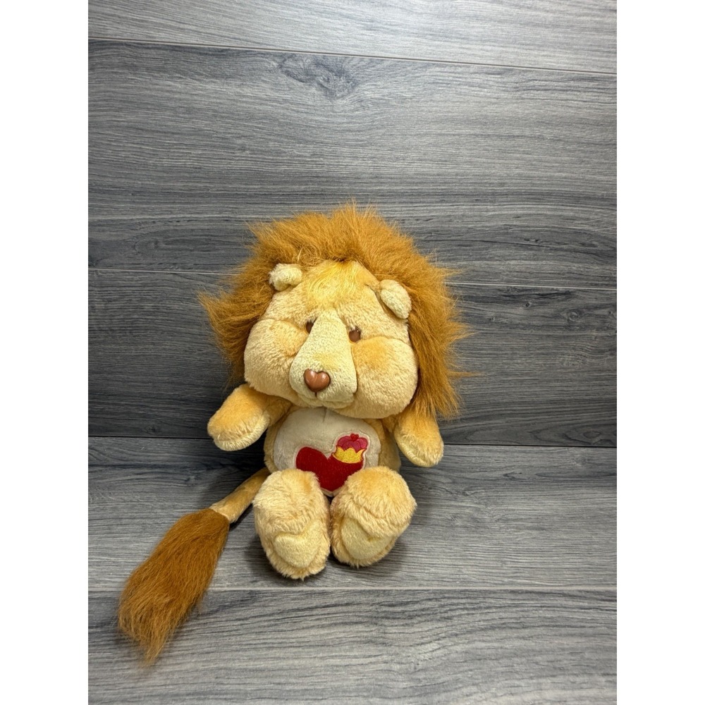 Vintage 1984 Kenner Care Bear Cousins Brave Heart Lion Plush 13" Red Heart Cute